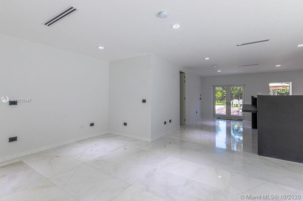 FLAGLER GROVES ESTATES SE - Residential