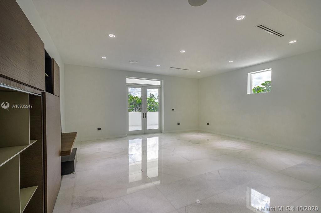 FLAGLER GROVES ESTATES SE - Residential