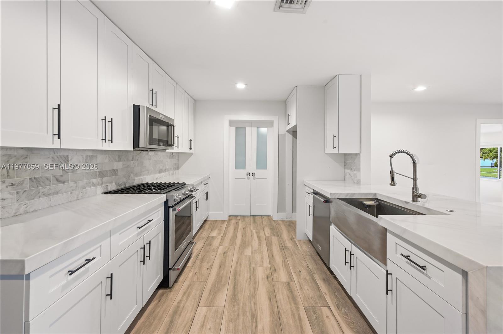 CORAL WAY PLAZA - Residential Lease