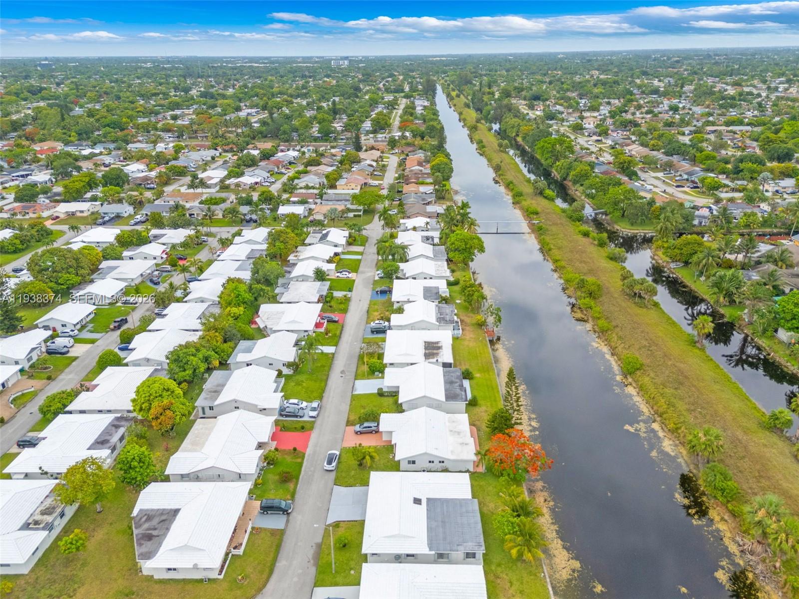 MAINLANDS OF TAMARAC LAKE - Residential
