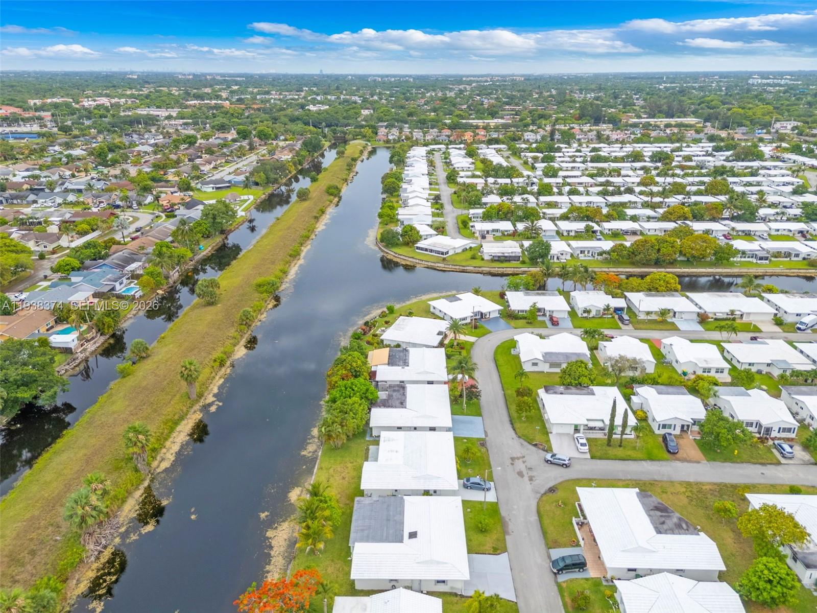 MAINLANDS OF TAMARAC LAKE - Residential