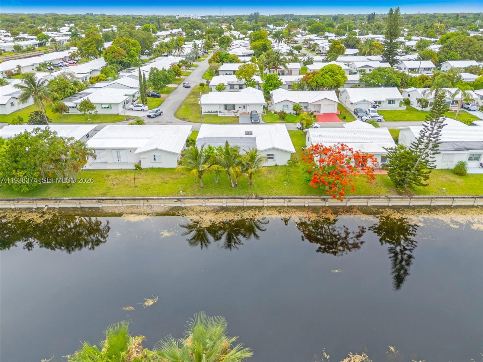 MAINLANDS OF TAMARAC LAKE - Residential