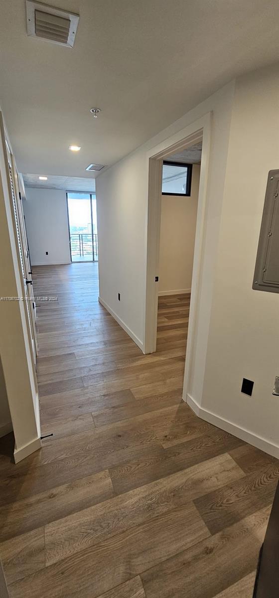 307 SW 5th St ONE BEDROOM