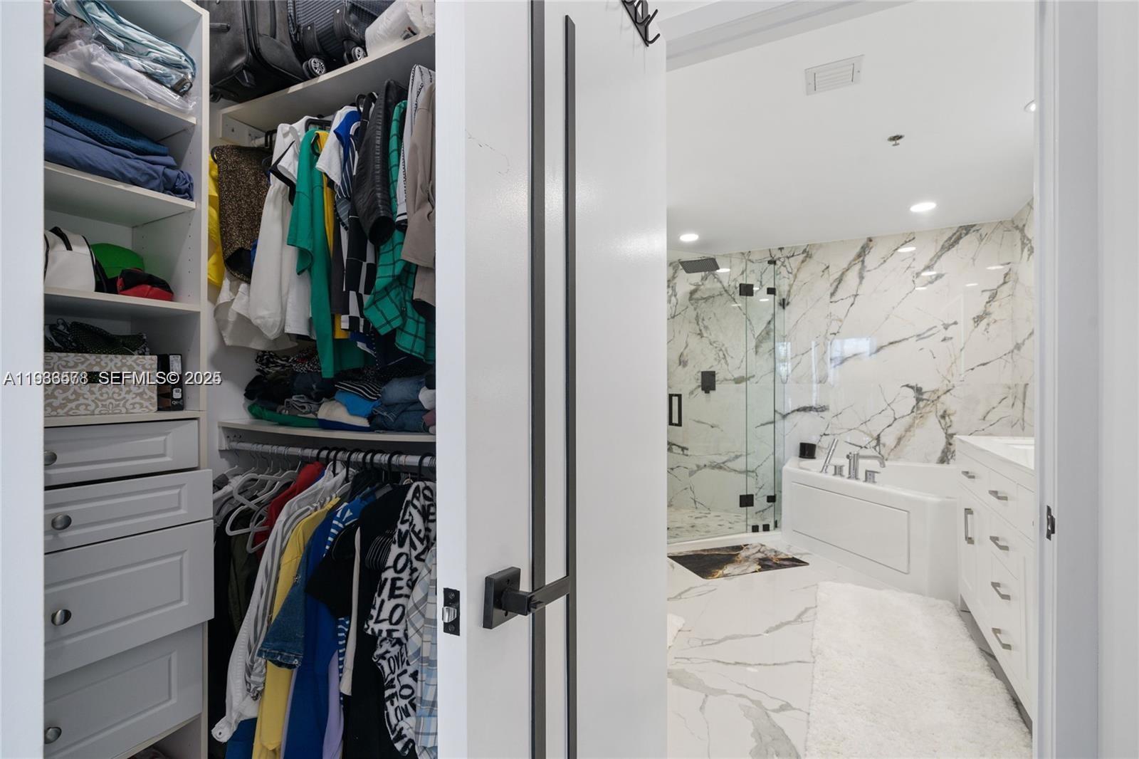 UPTOWN MARINA LOFTS CONDO - Residential Lease