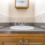 RIVER CLUB TOWNHOUSE COND - Residential