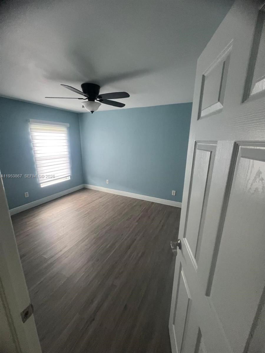 CC UT 71 N OF TRAFALGAR & - Residential