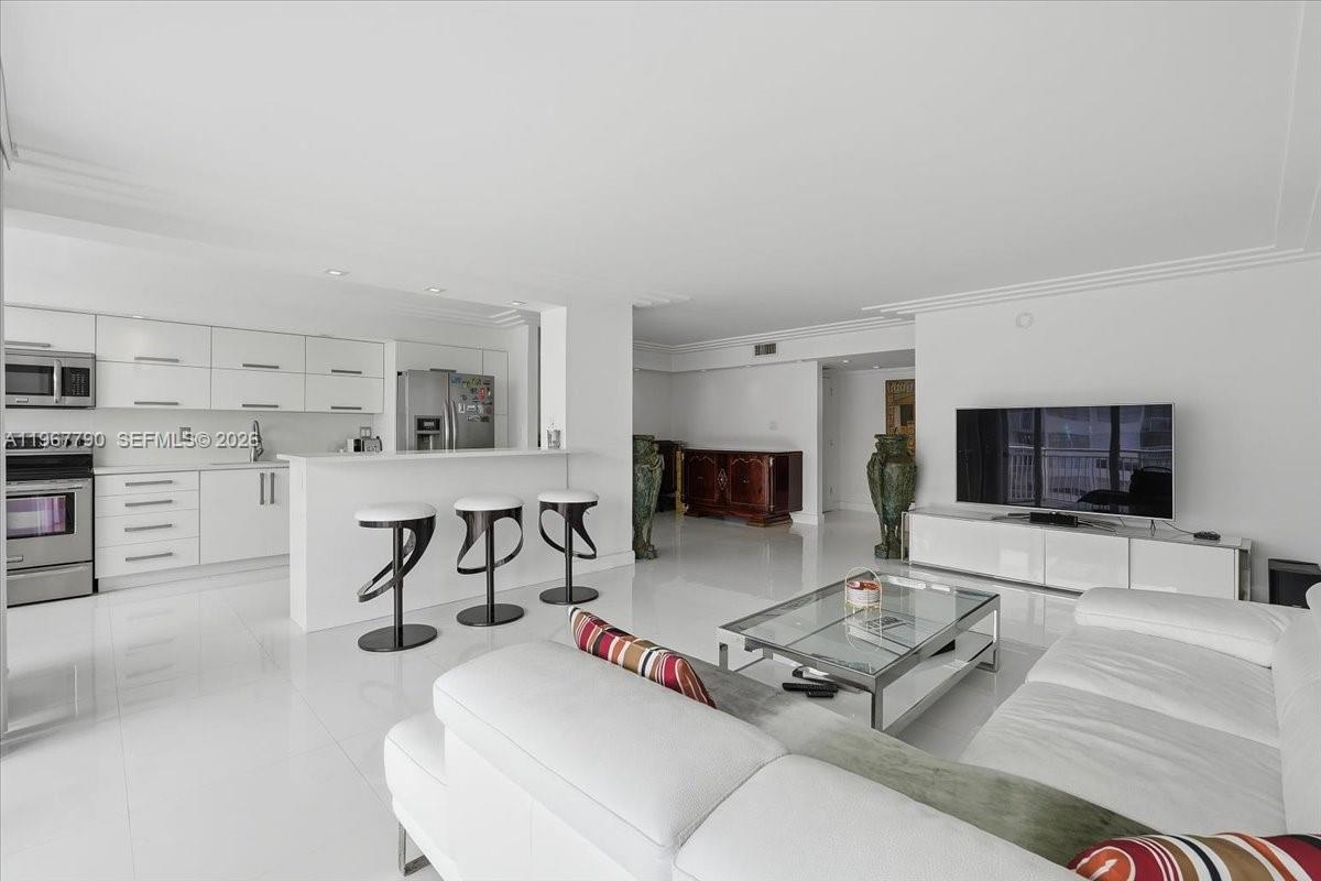 DEL PRADO MARINA - Residential