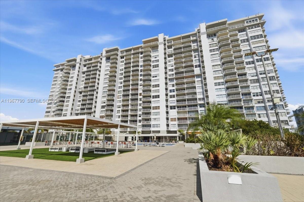 DEL PRADO MARINA - Residential