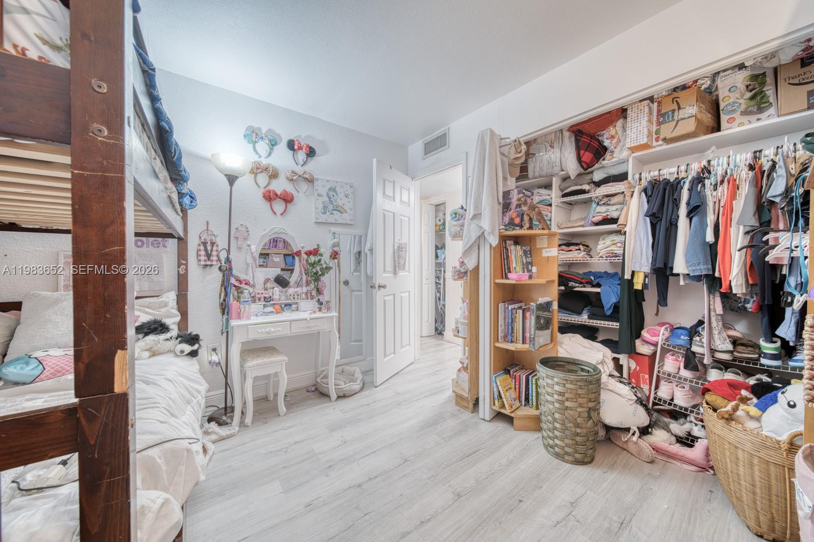 SUNSET PALMS EAST CONDO - Residential