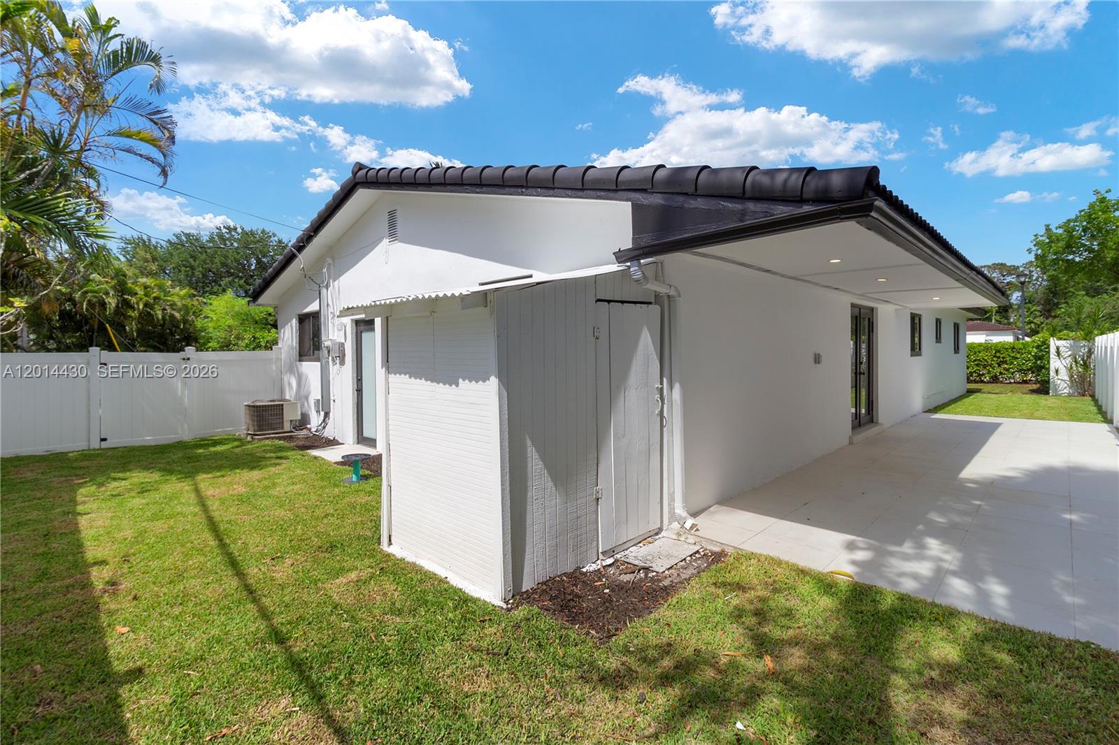 NAVARRO SUB - Residential