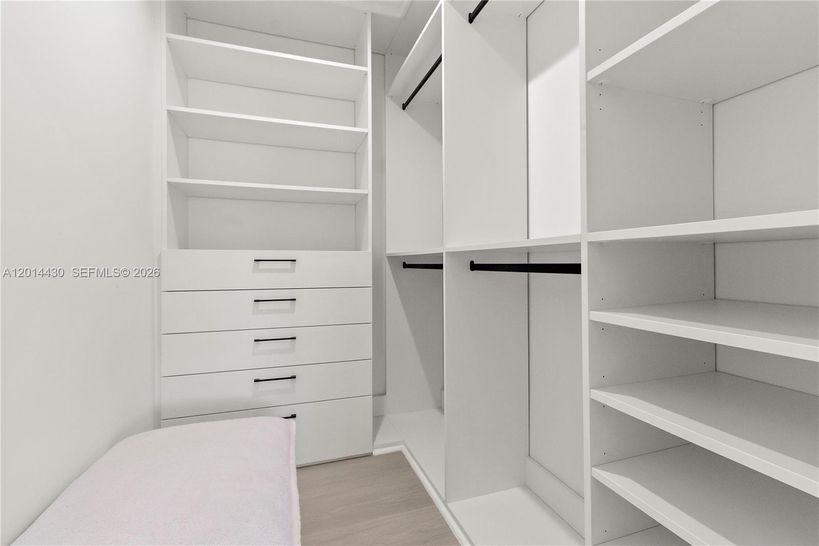 NAVARRO SUB - Residential