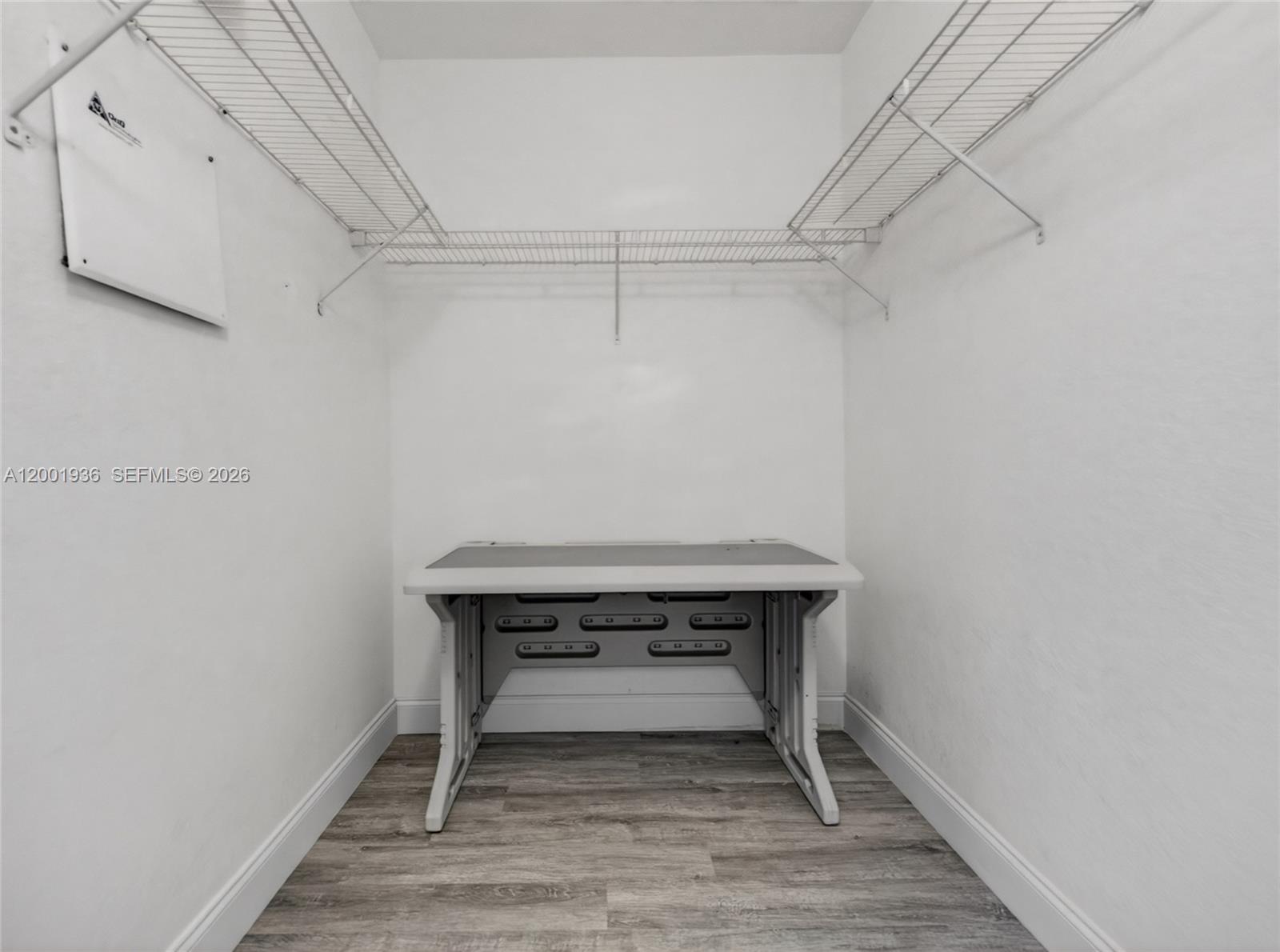 MELROSE POINT CONDO - Residential Lease