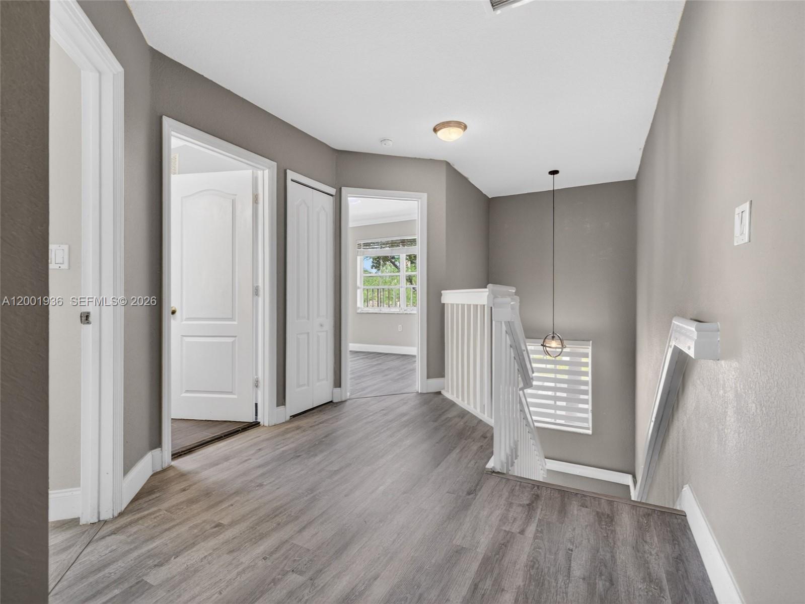 MELROSE POINT CONDO - Residential Lease