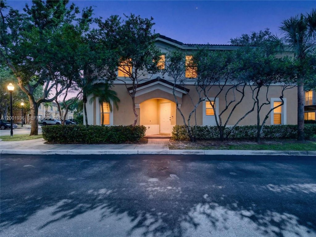 Photo of 3004 SW 129th Way #150, Miramar, FL 33027 (MLS # A12001936)