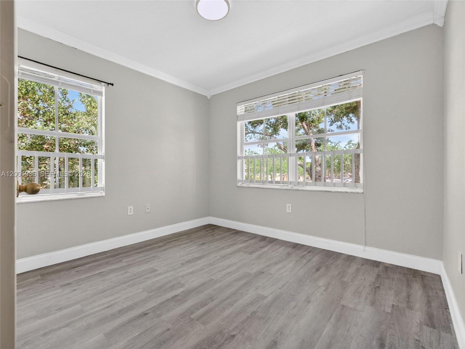 MELROSE POINT CONDO - Residential Lease