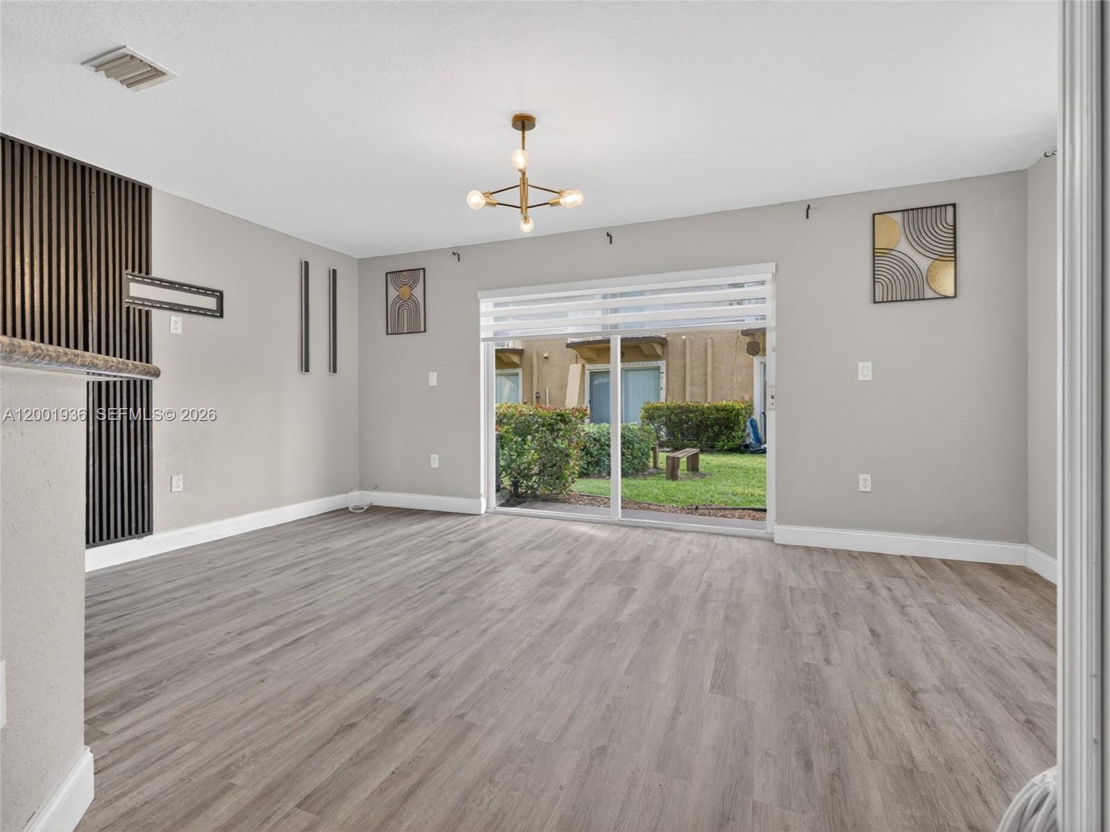 MELROSE POINT CONDO - Residential Lease