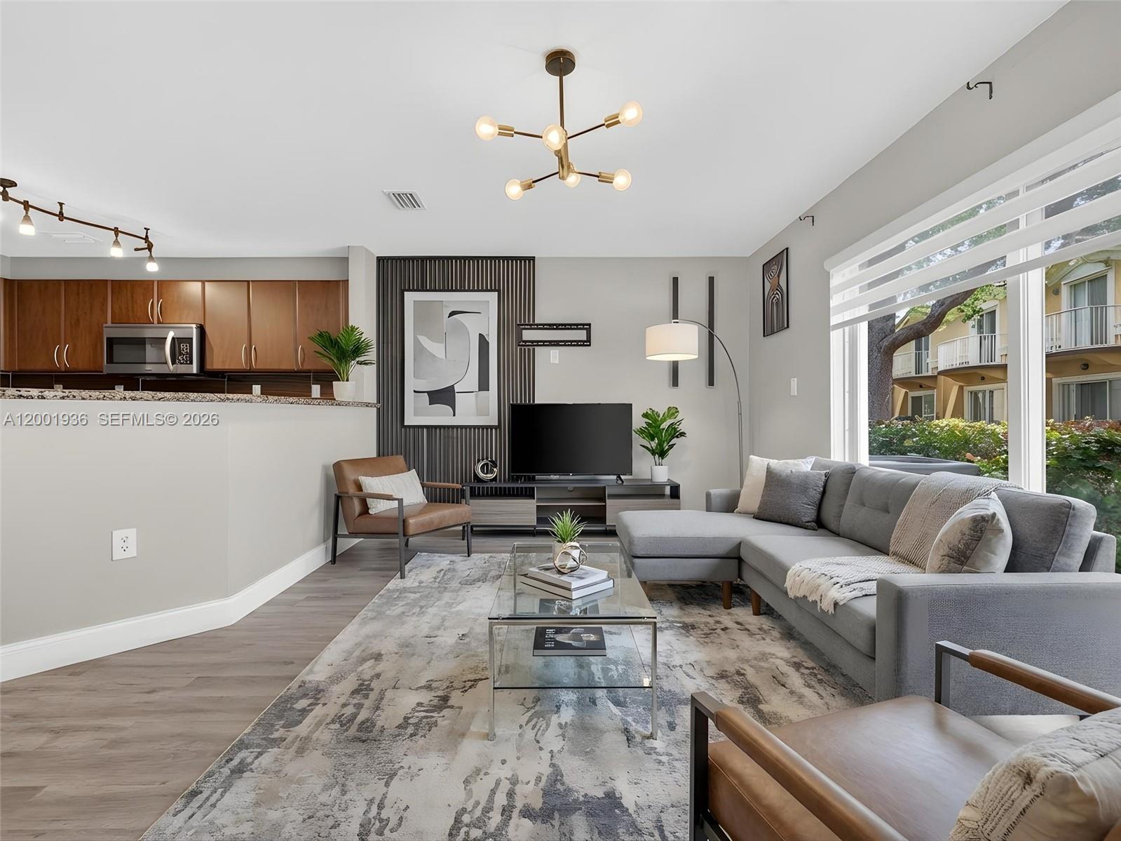 MELROSE POINT CONDO - Residential Lease