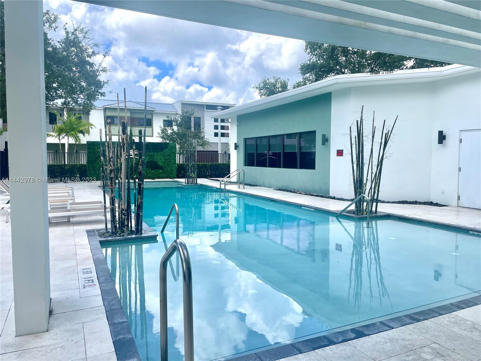 PLANTATION BUSINESS PARK - Residential