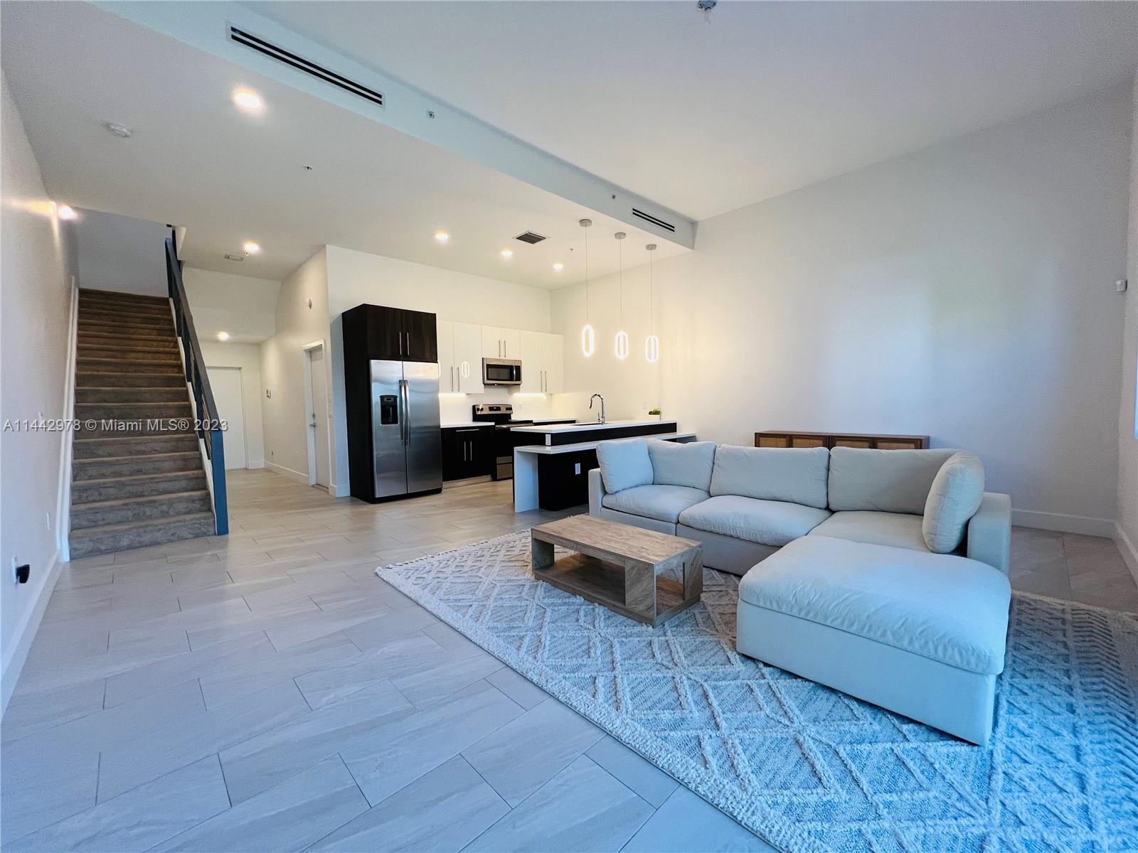 PLANTATION BUSINESS PARK - Residential