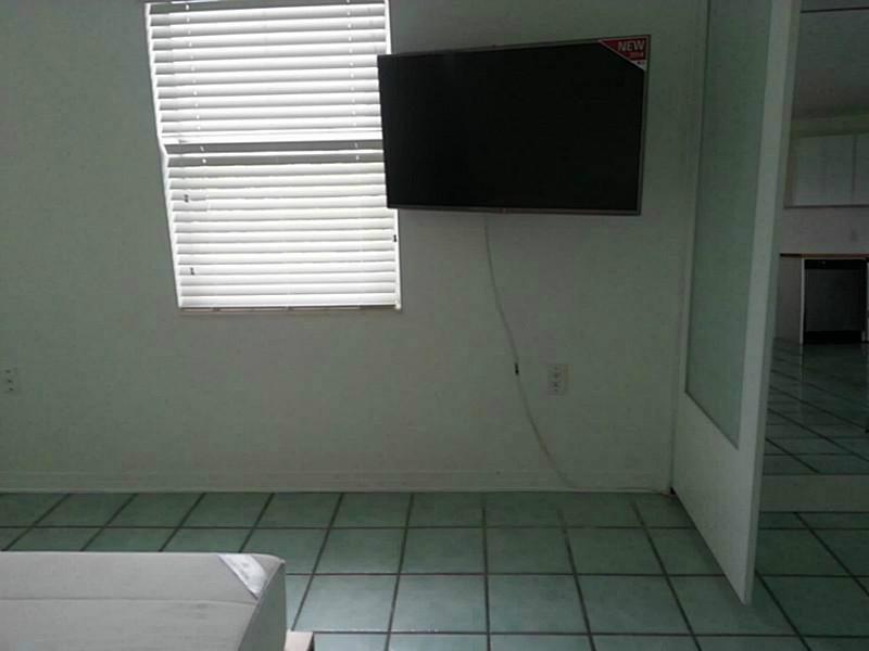 EUCLID EAST CONDO - Residential Lease