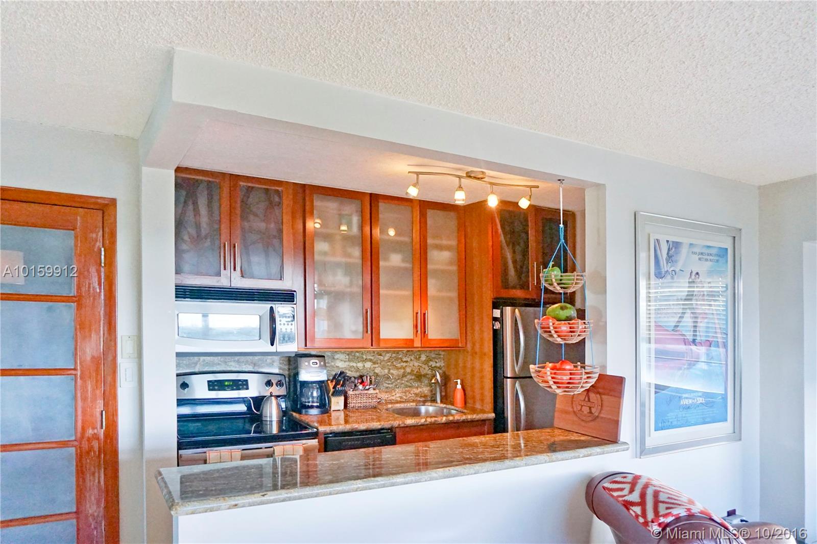 Bayshore Yacht Tennis - Residential Lease