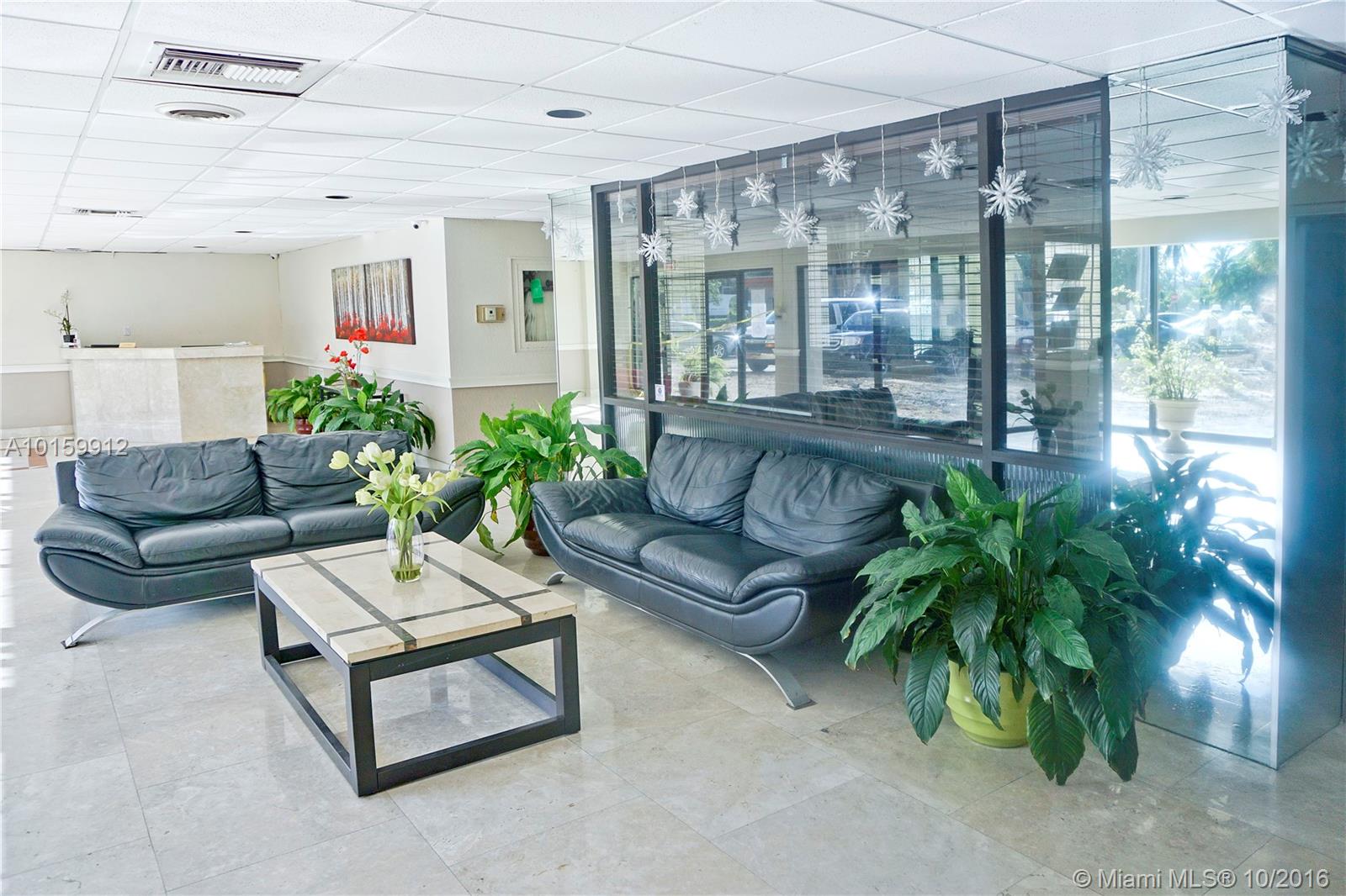 Bayshore Yacht Tennis - Residential Lease