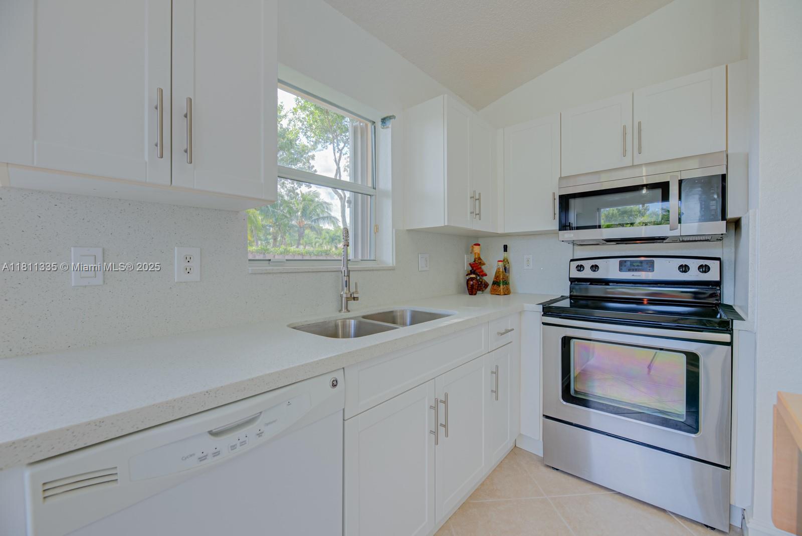 14133 SW 154th Pl .