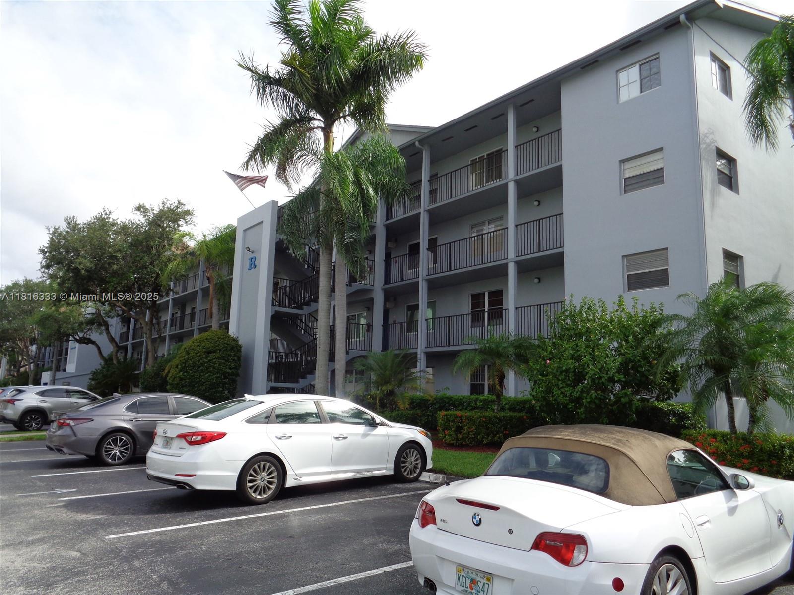 900 SW 125th Way 112R