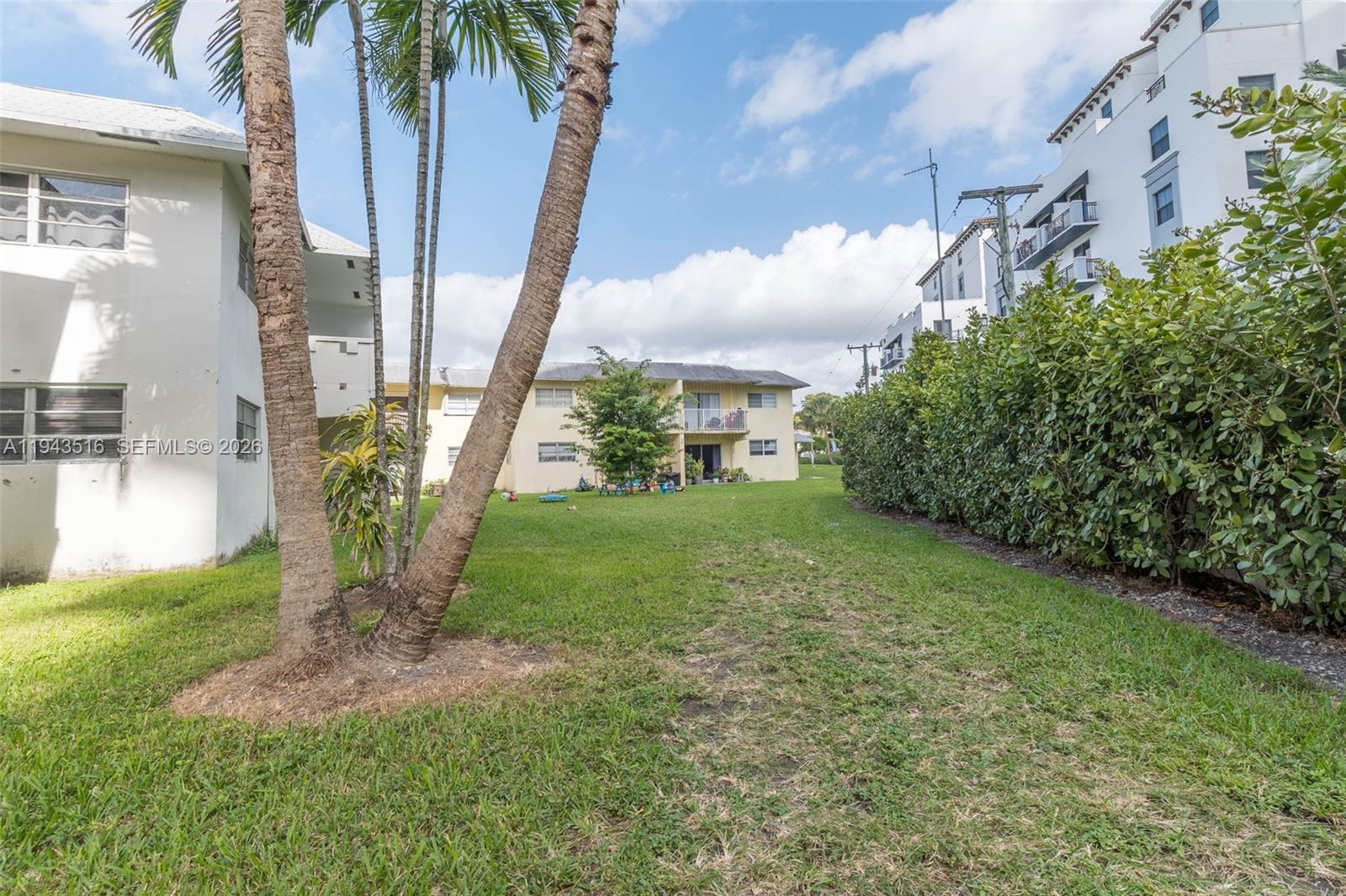 VILLAGE AT DADELAND CONDO - Residential Lease