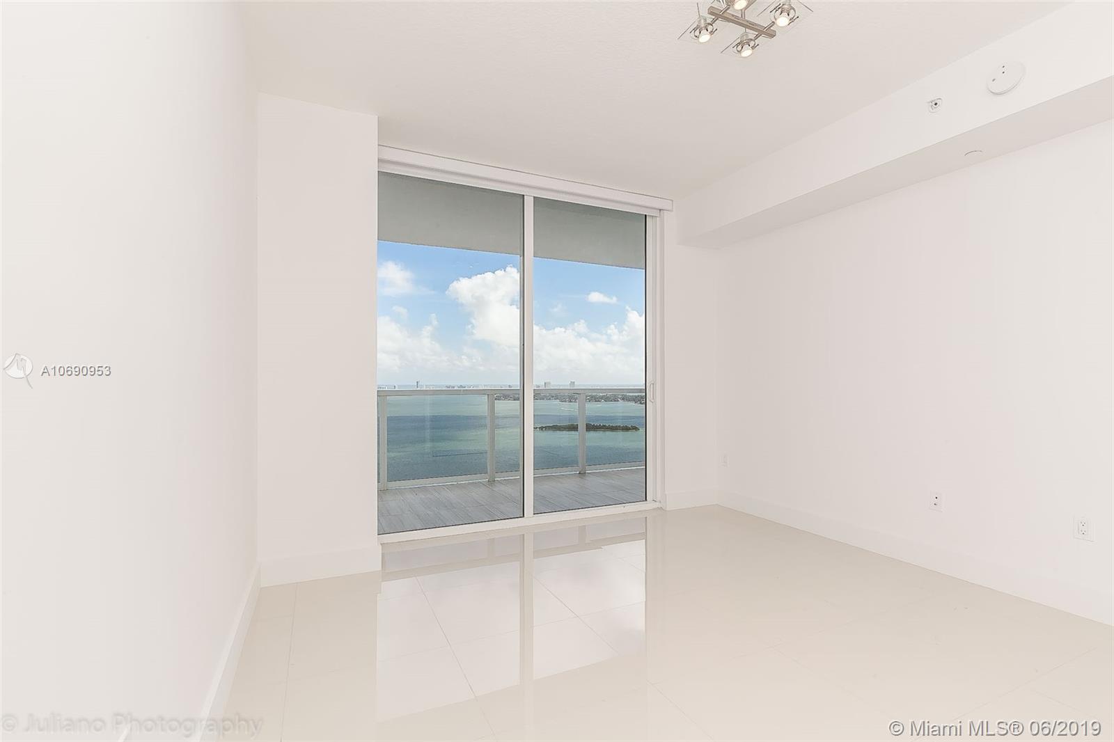 BAY HOUSE MIAMI CONDO - Residential
