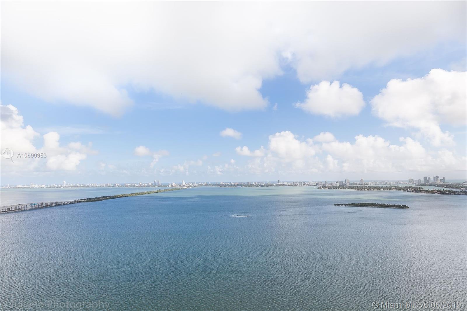 BAY HOUSE MIAMI CONDO - Residential