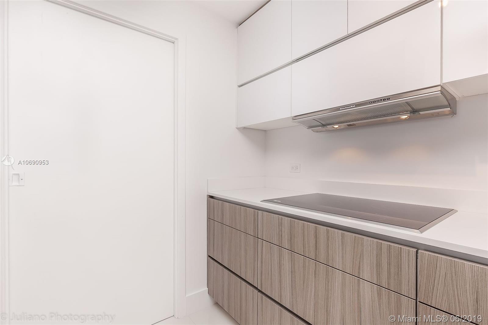 BAY HOUSE MIAMI CONDO - Residential