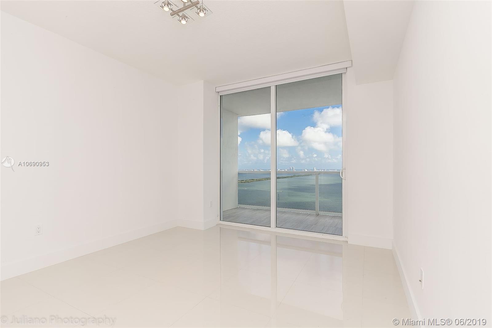 BAY HOUSE MIAMI CONDO - Residential