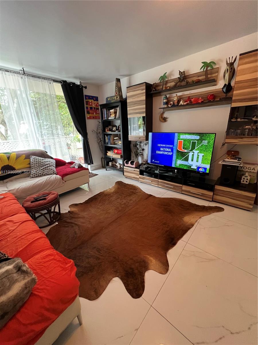 BAYVIEW PALMS CONDO - Residential