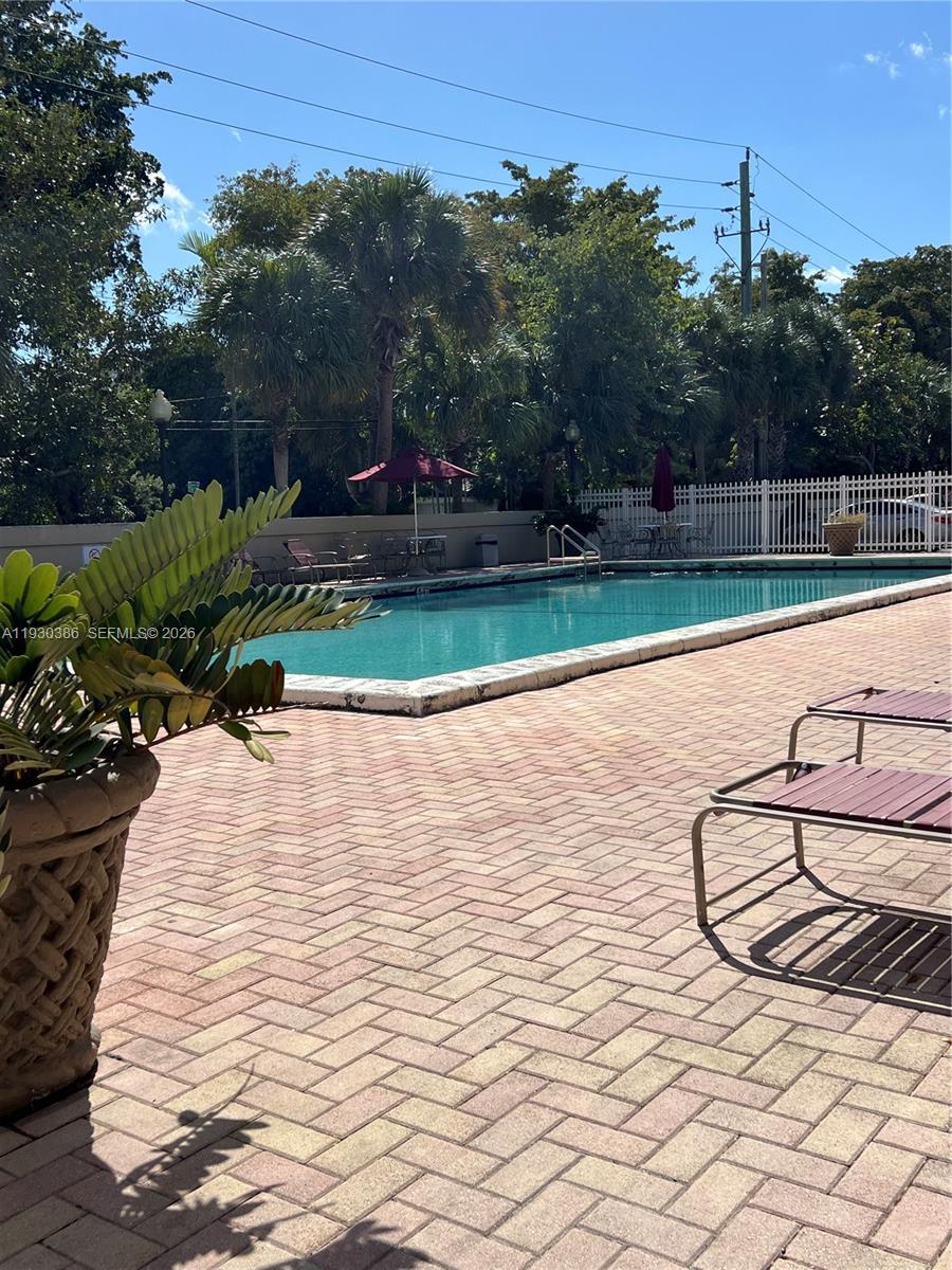 BAYVIEW PALMS CONDO - Residential