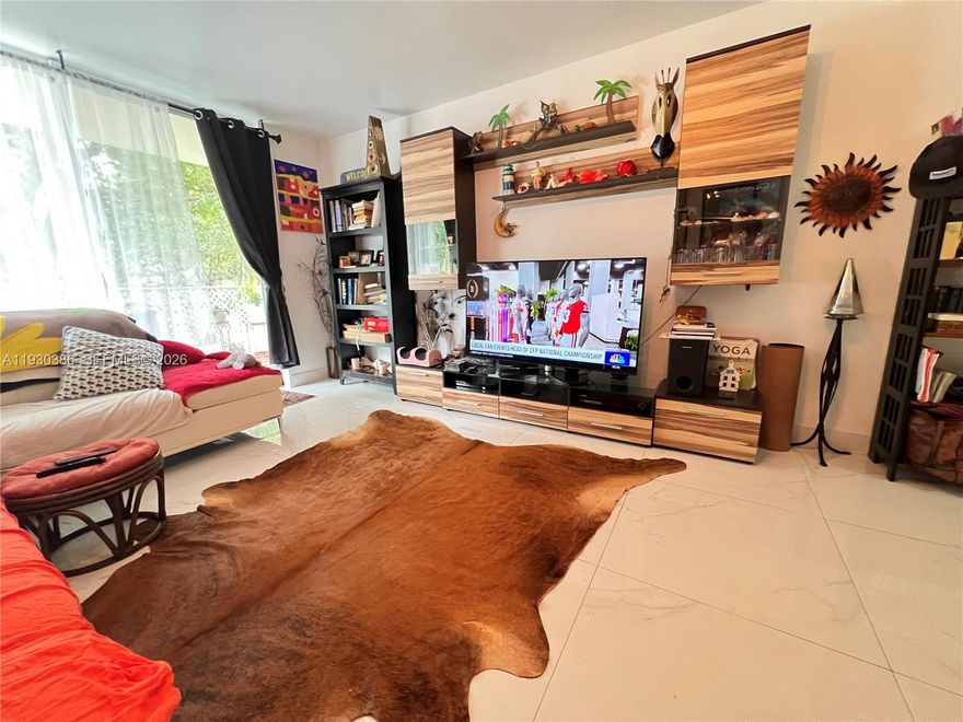 Tastefully renovated, spacious 2 beds 2 baths. Great location just minutes away from Bal Harbour shopping mall and the beach.