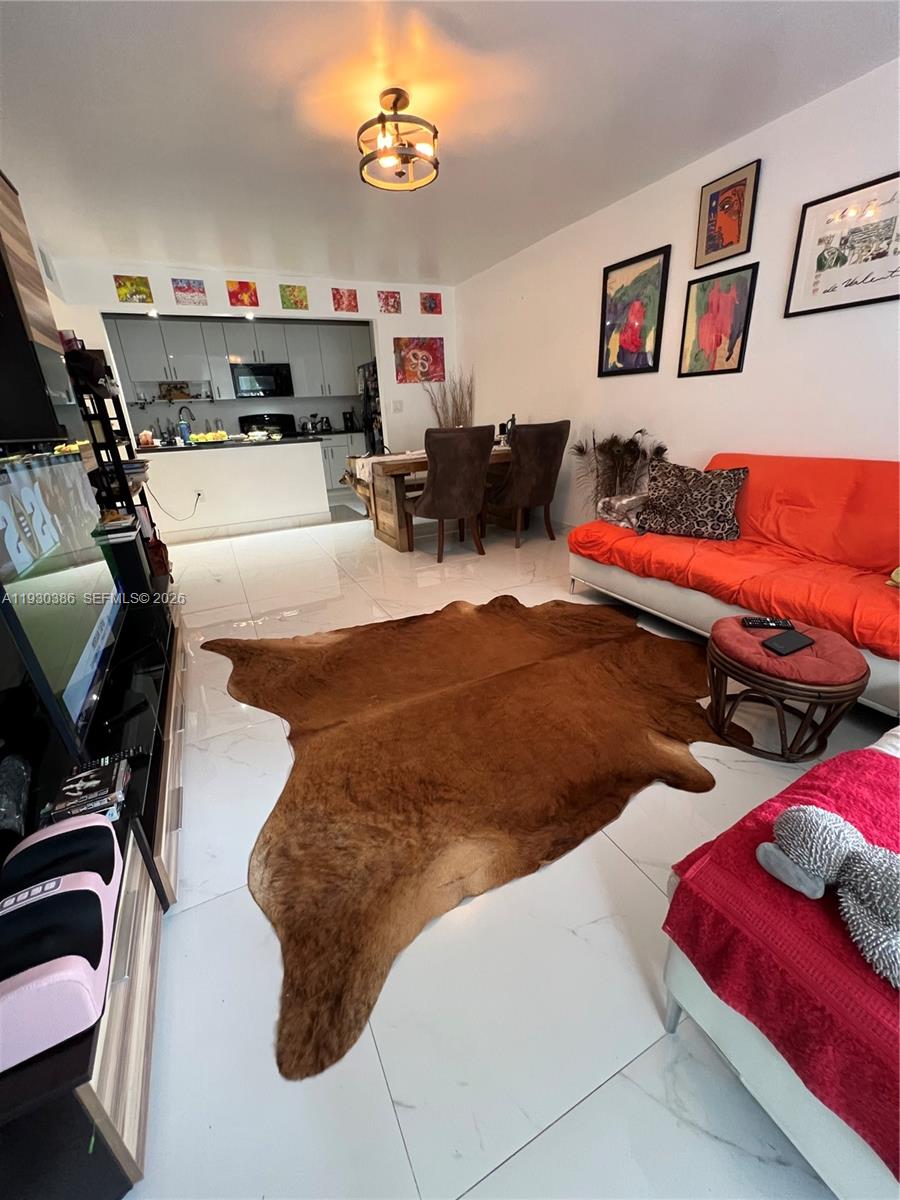 BAYVIEW PALMS CONDO - Residential