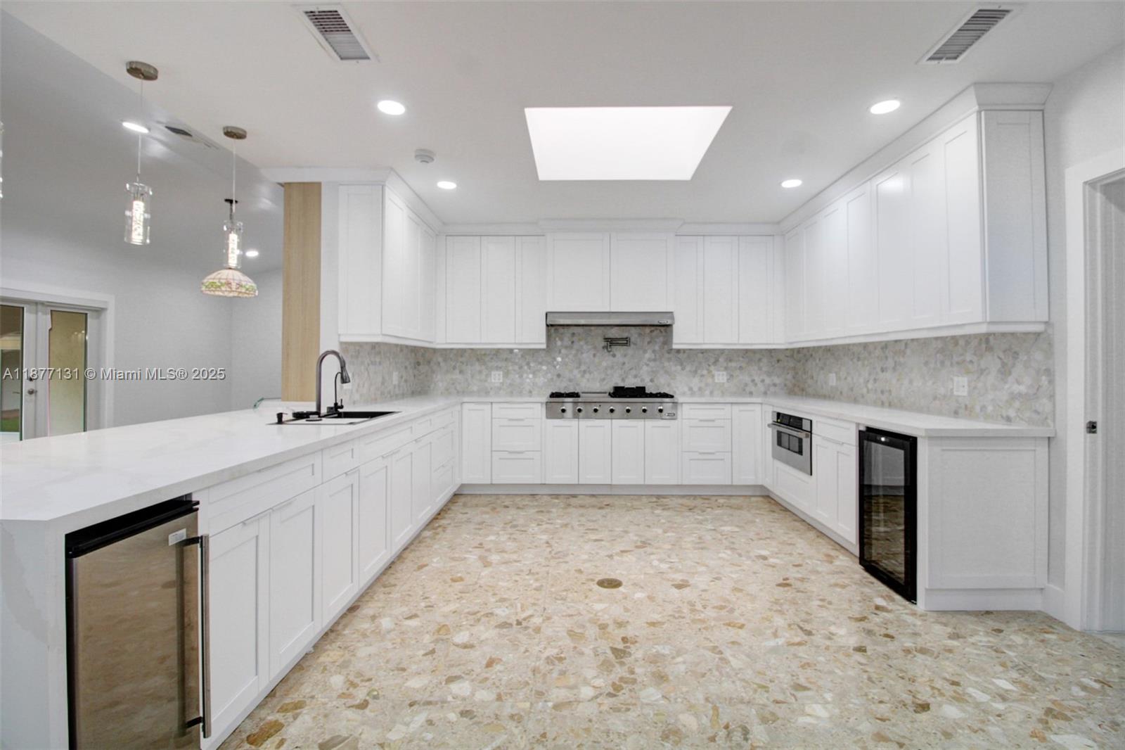 BIRD ROAD FARMSITES - Residential