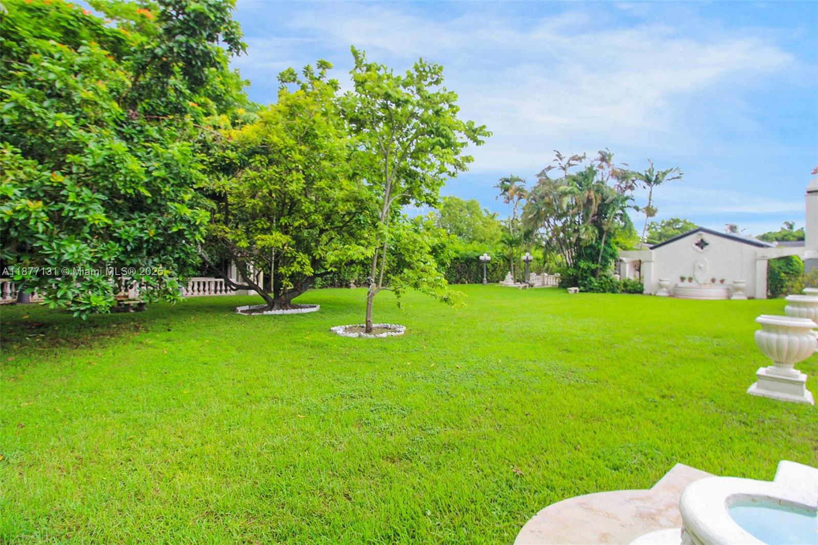 BIRD ROAD FARMSITES - Residential