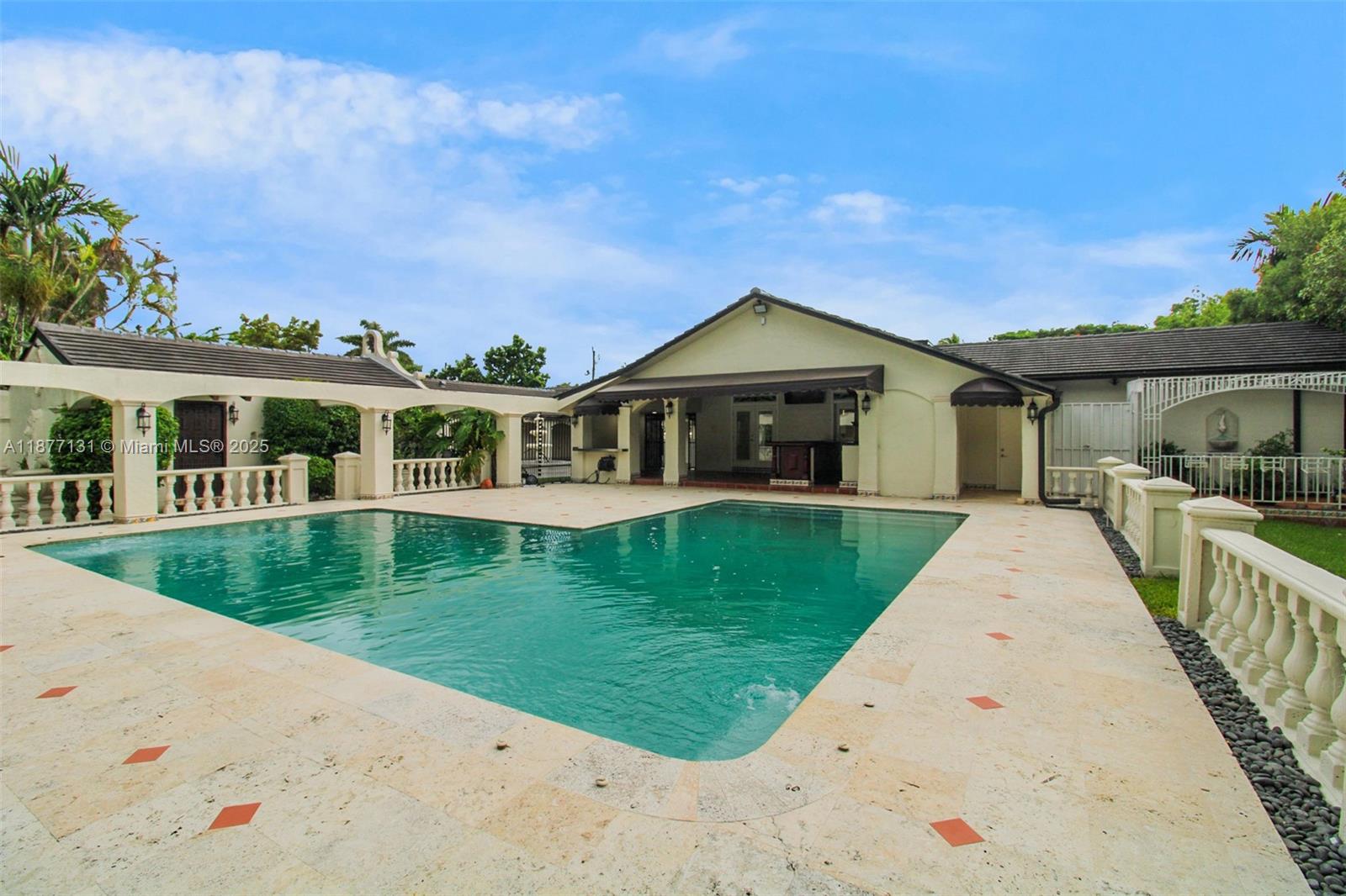 BIRD ROAD FARMSITES - Residential