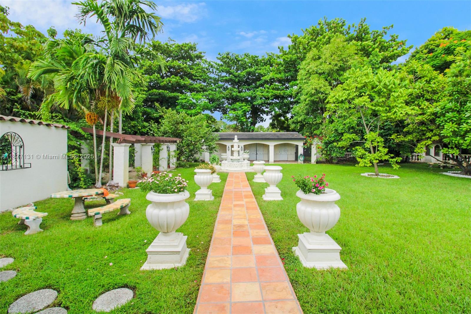 BIRD ROAD FARMSITES - Residential