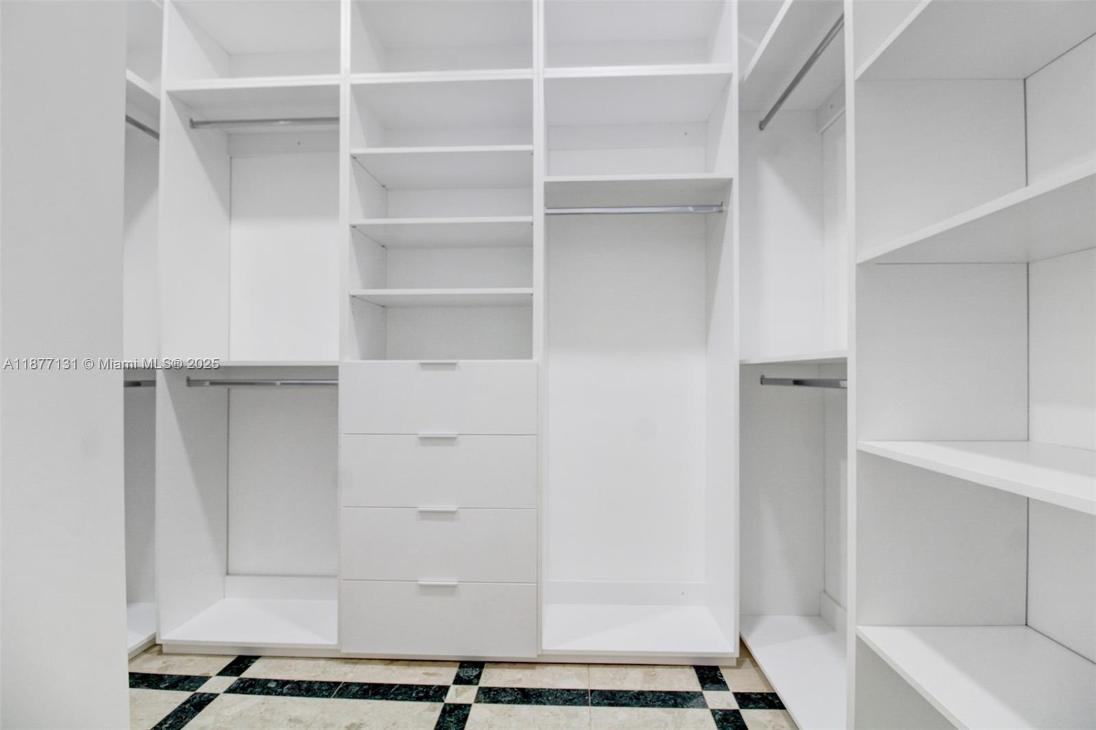 BIRD ROAD FARMSITES - Residential