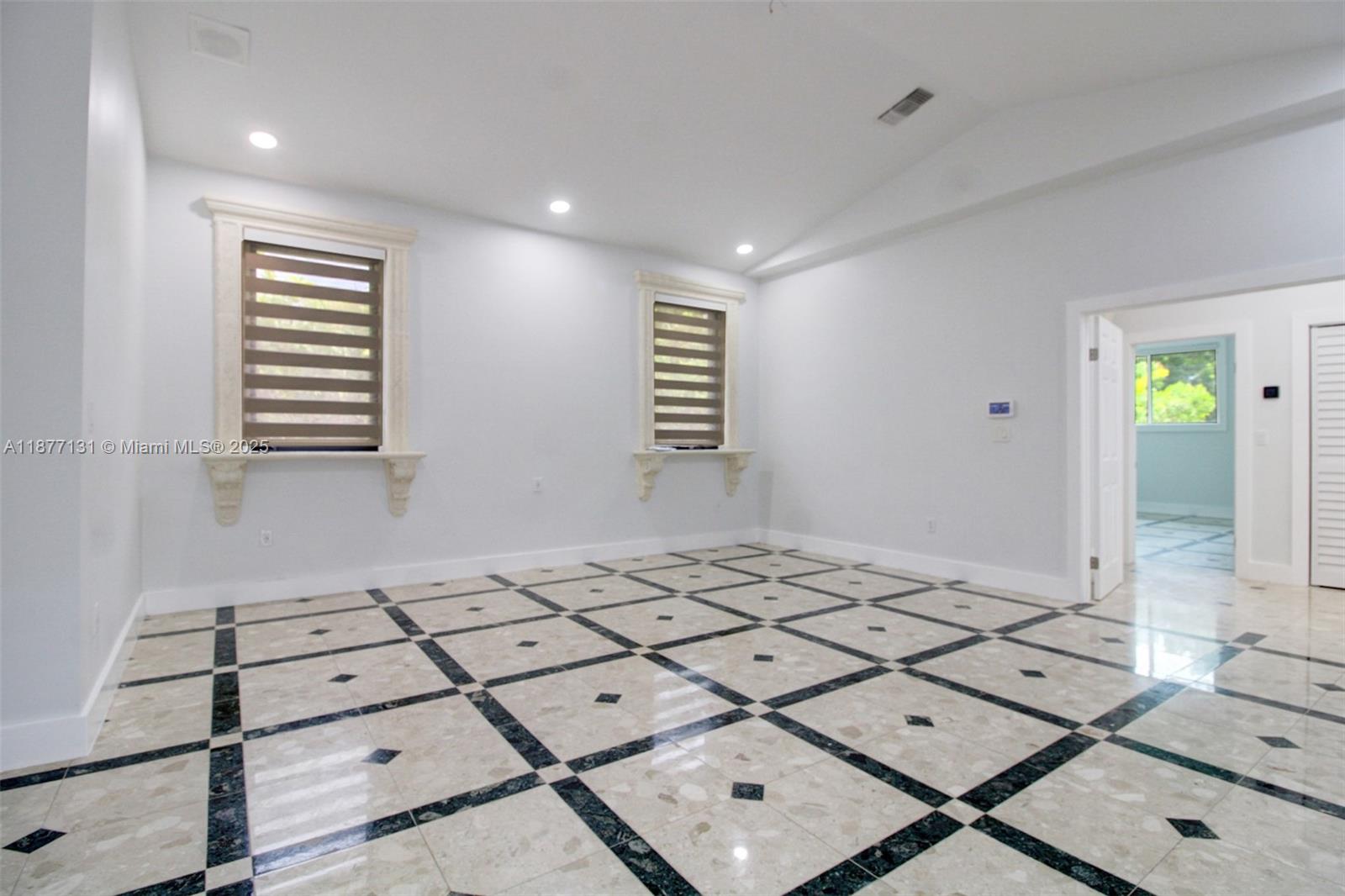 BIRD ROAD FARMSITES - Residential