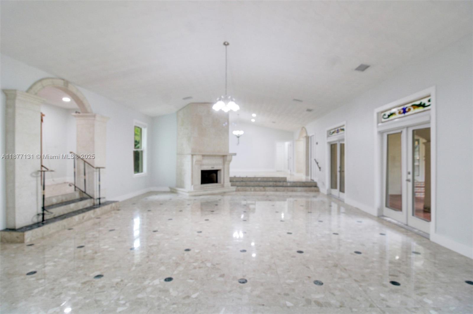 BIRD ROAD FARMSITES - Residential