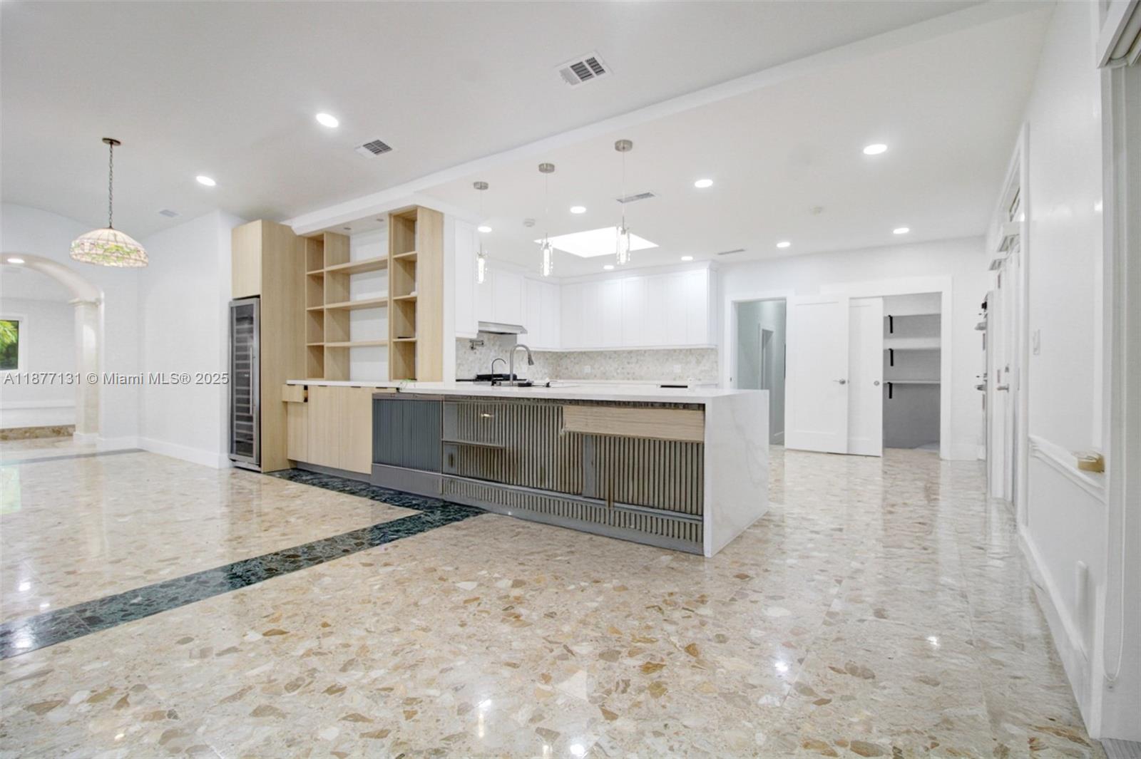 BIRD ROAD FARMSITES - Residential