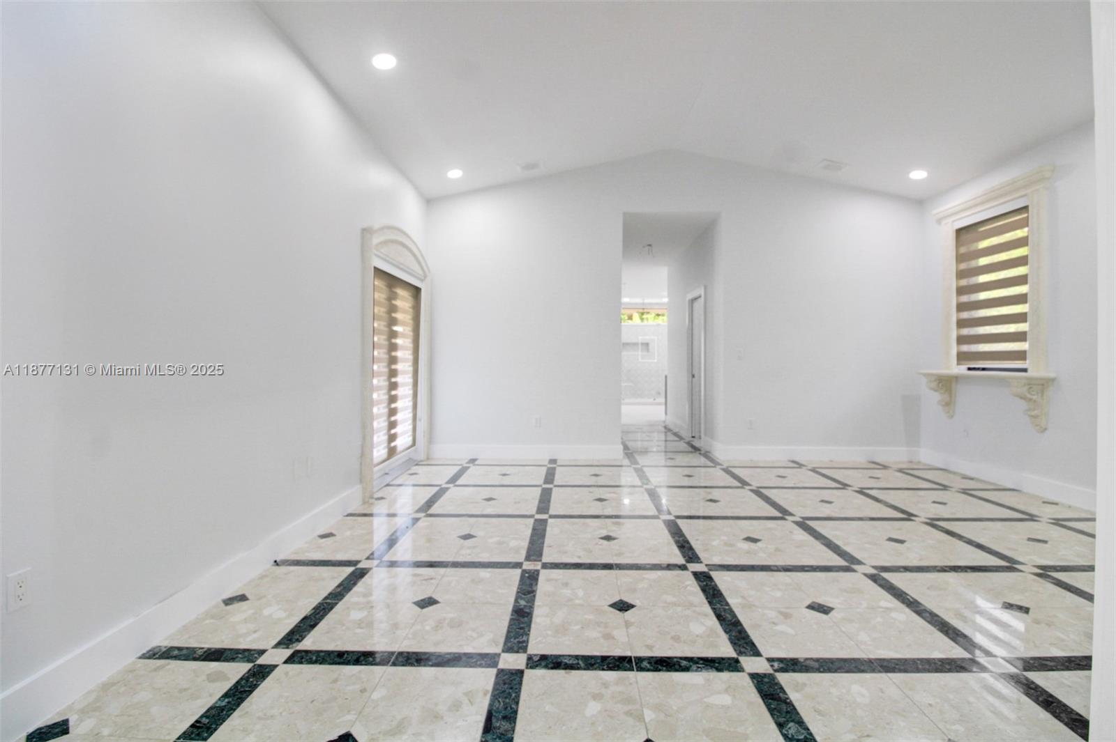 BIRD ROAD FARMSITES - Residential