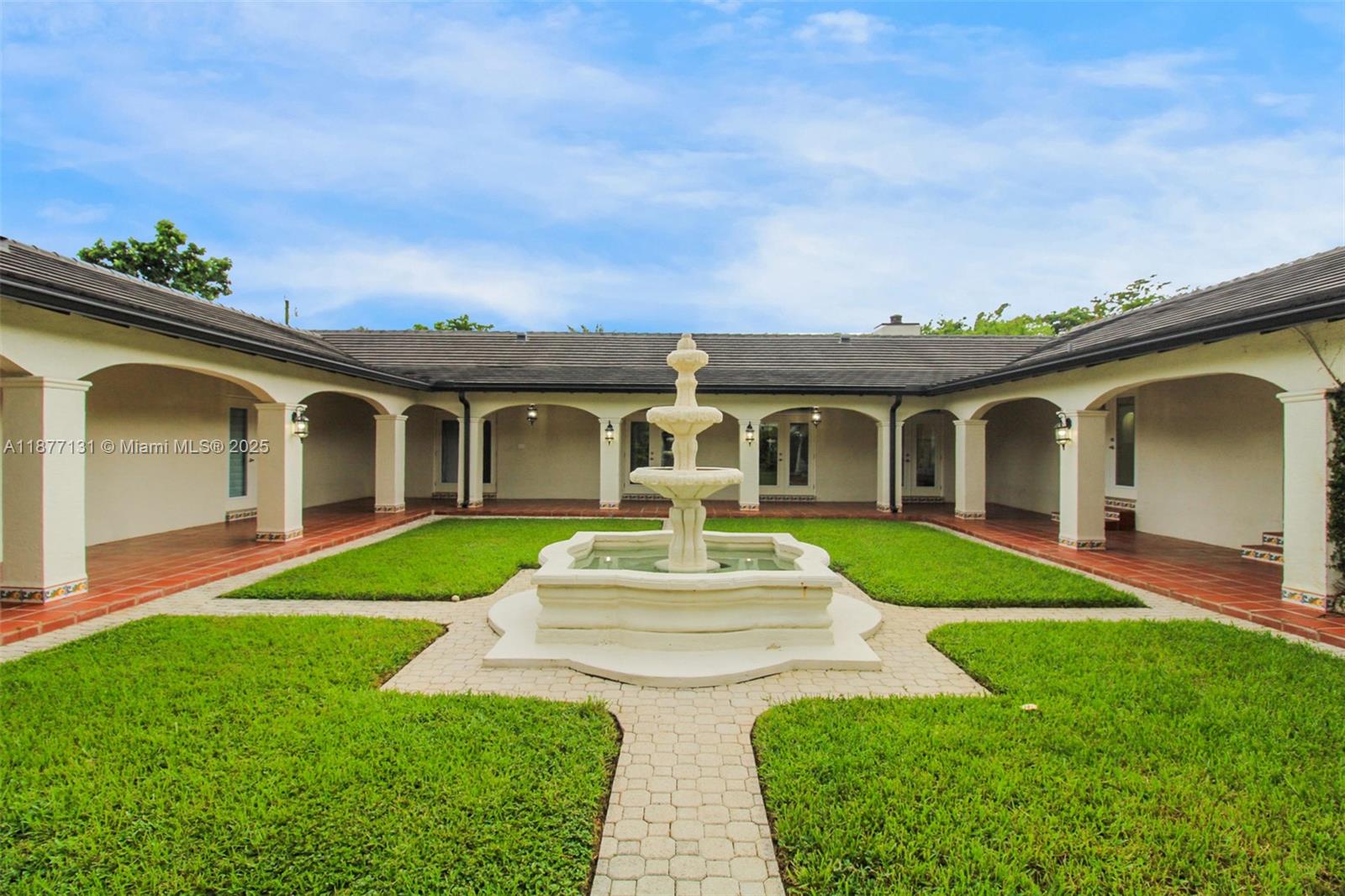 BIRD ROAD FARMSITES - Residential