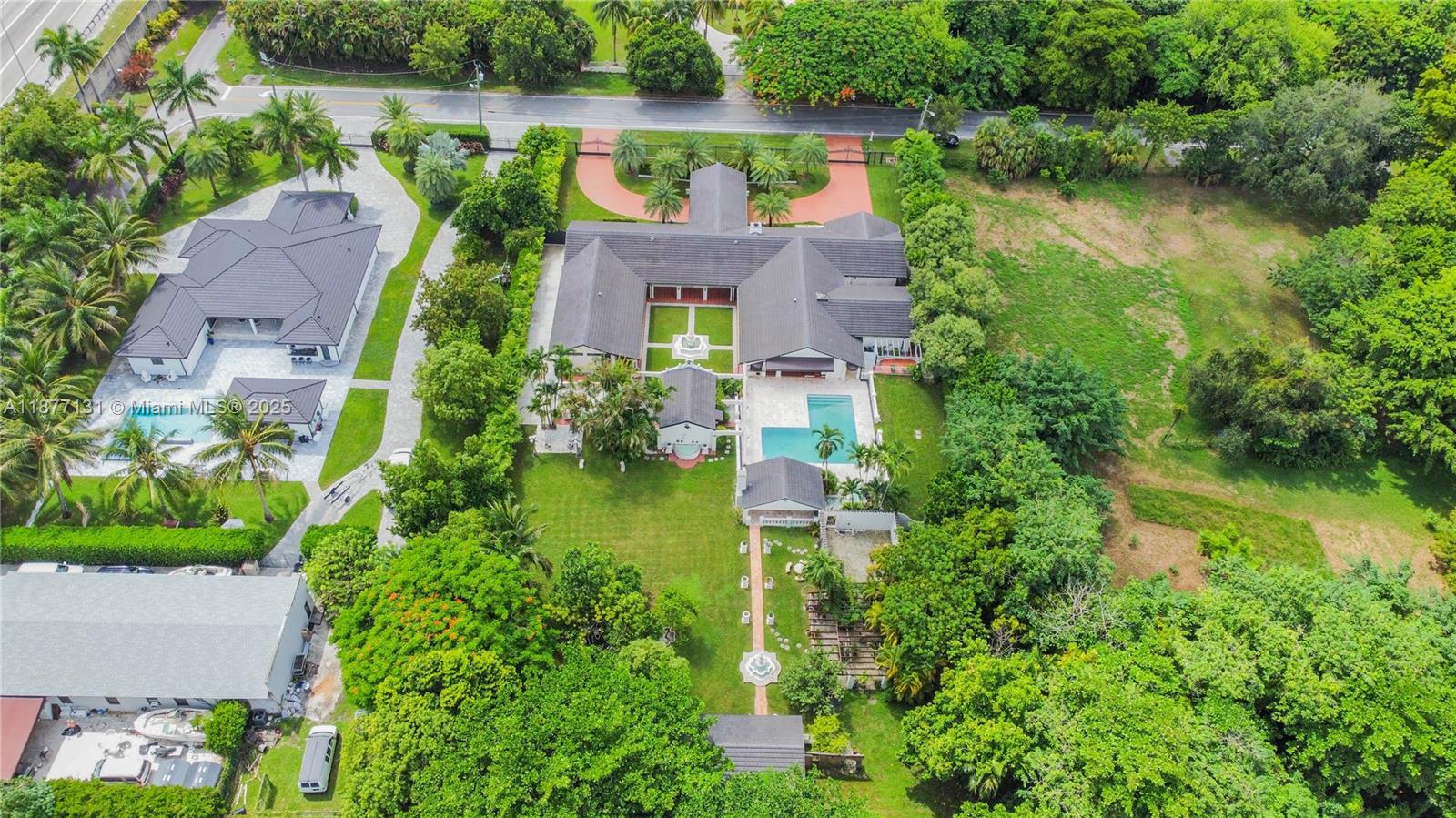 BIRD ROAD FARMSITES - Residential