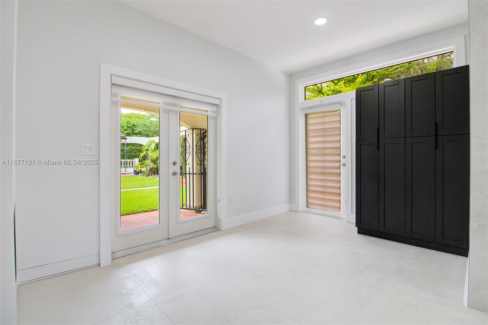 BIRD ROAD FARMSITES - Residential