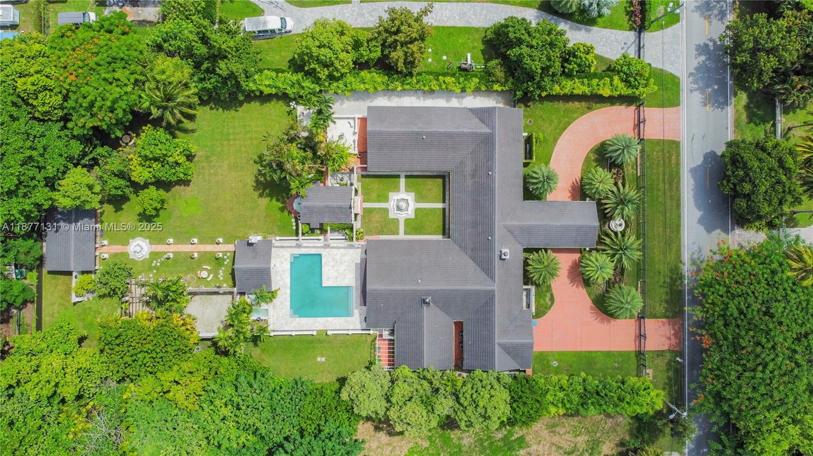 BIRD ROAD FARMSITES - Residential